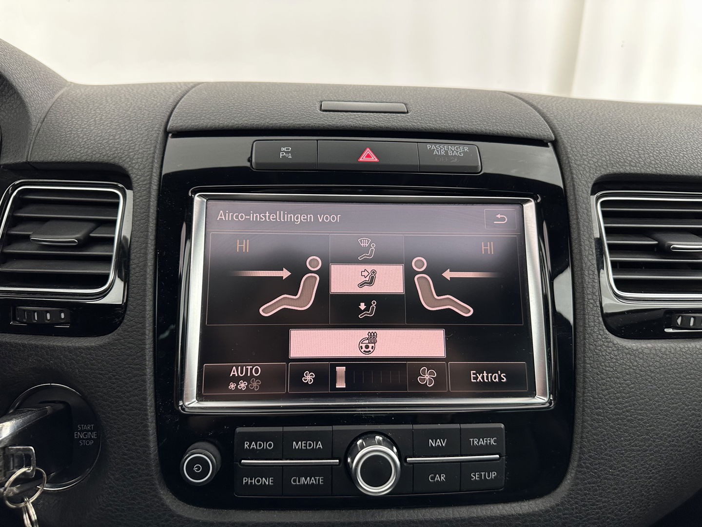 Volkswagen Touareg 3.0 TDI Highline Aut. *PANO | LEATHER | XENON | MEMORY-PACK | DYNAUDIO | NAVI-FULLMAP | AIR-SUSPENSION | CAMERA | SHIFT-PADDLES | ECC | PDC | CRUISE | 18''ALU | TOWBAR*