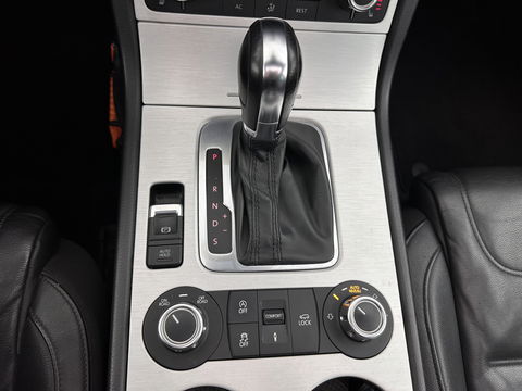 Volkswagen Touareg 3.0 TDI Highline Aut. *PANO | LEATHER | XENON | MEMORY-PACK | DYNAUDIO | NAVI-FULLMAP | AIR-SUSPENSION | CAMERA | SHIFT-PADDLES | ECC | PDC | CRUISE | 18''ALU | TOWBAR*