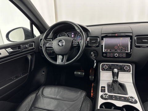 Volkswagen Touareg 3.0 TDI Highline Aut. *PANO | LEATHER | XENON | MEMORY-PACK | DYNAUDIO | NAVI-FULLMAP | AIR-SUSPENSION | CAMERA | SHIFT-PADDLES | ECC | PDC | CRUISE | 18''ALU | TOWBAR*