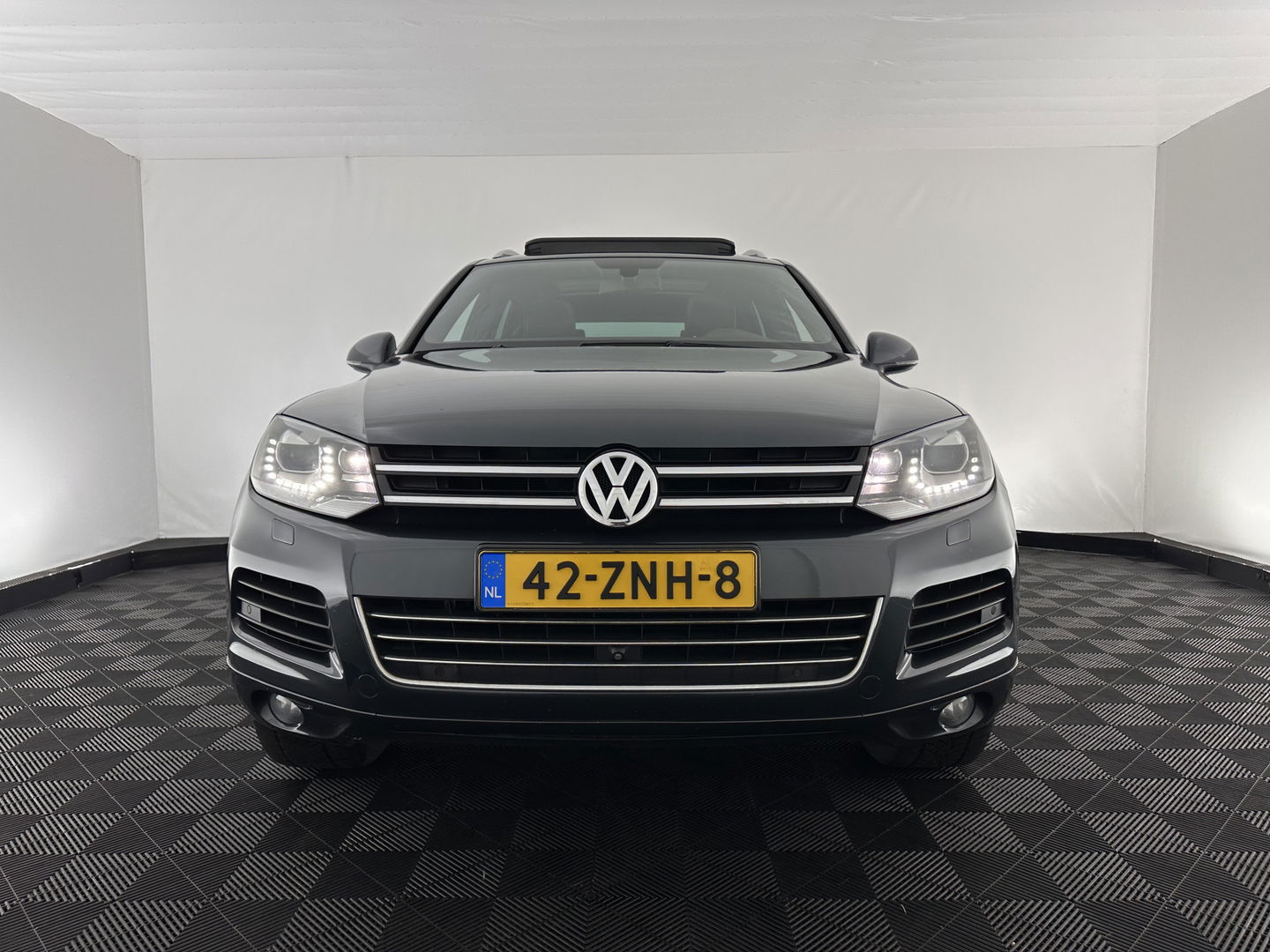 Volkswagen Touareg 3.0 TDI Highline Aut. *PANO | LEATHER | XENON | MEMORY-PACK | DYNAUDIO | NAVI-FULLMAP | AIR-SUSPENSION | CAMERA | SHIFT-PADDLES | ECC | PDC | CRUISE | 18''ALU | TOWBAR*