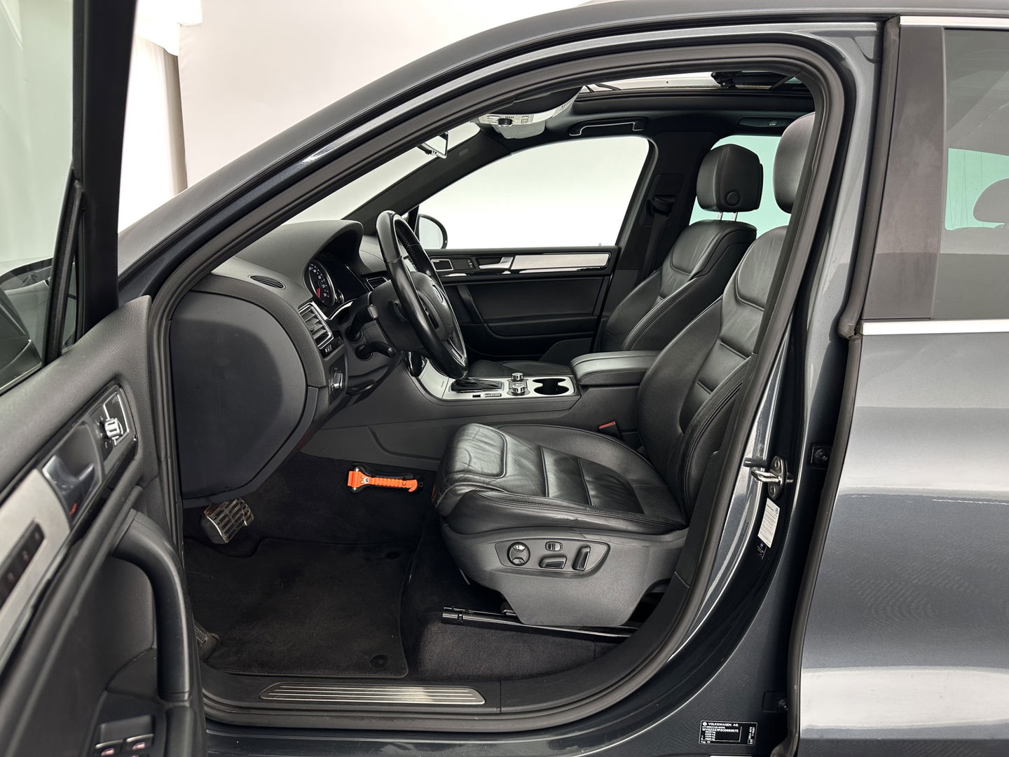 Volkswagen Touareg 3.0 TDI Highline Aut. *PANO | LEATHER | XENON | MEMORY-PACK | DYNAUDIO | NAVI-FULLMAP | AIR-SUSPENSION | CAMERA | SHIFT-PADDLES | ECC | PDC | CRUISE | 18''ALU | TOWBAR*