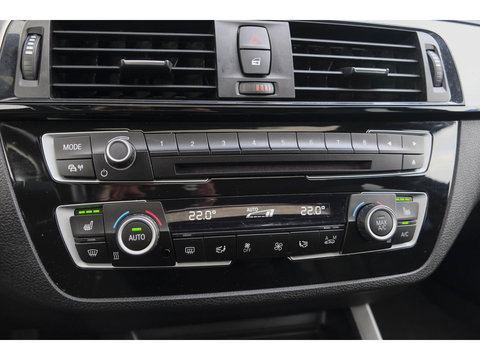 BMW 1-serie 118i M-sport 136pk Schuifdak M140i look Sportinterieur leder NLauto DAB Clima Cruise 18" LMV