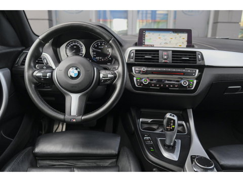 BMW 1-serie 118i M-sport 136pk Schuifdak M140i look Sportinterieur leder NLauto DAB Clima Cruise 18" LMV