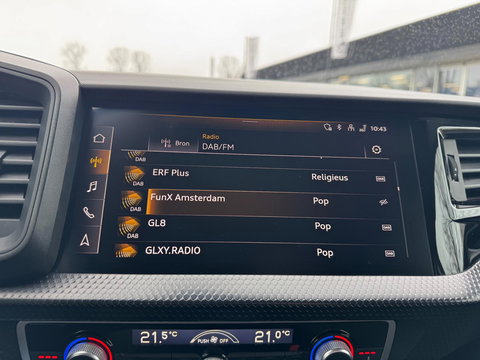 Audi A1 SPORTBACK 30 TFSI S Line S Tronic Navi PDC Virtual Stoelv.