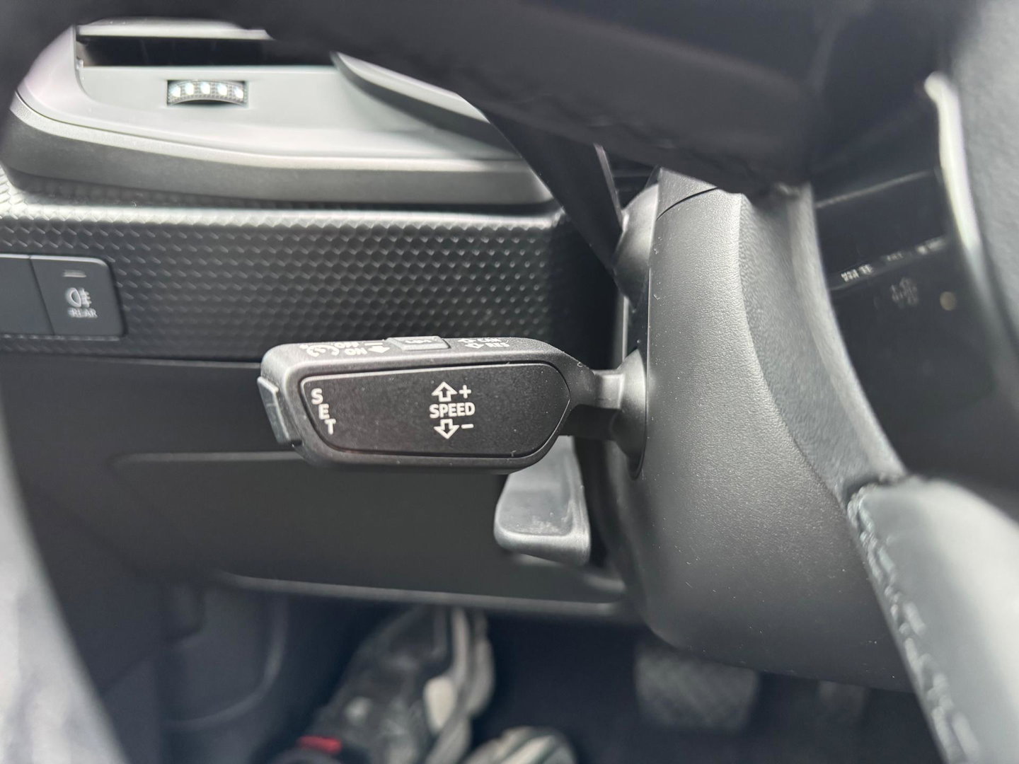 Audi A1 SPORTBACK 30 TFSI S Line S Tronic Navi PDC Virtual Stoelv.