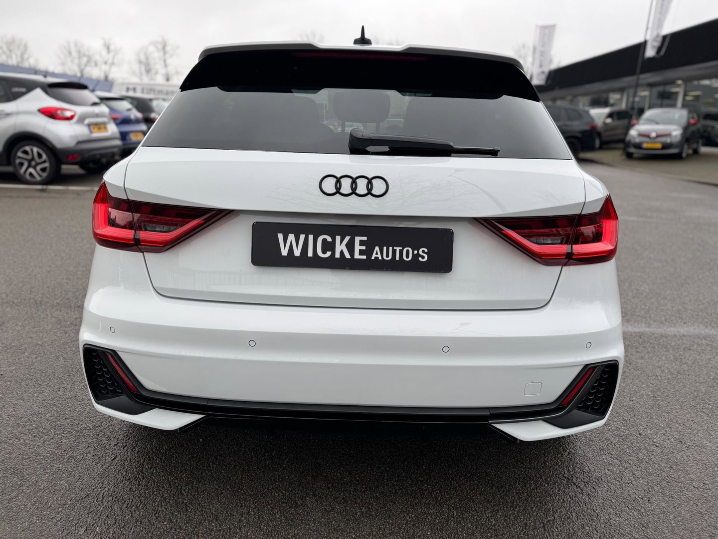 Audi A1 SPORTBACK 30 TFSI S Line S Tronic Navi PDC Virtual Stoelv.