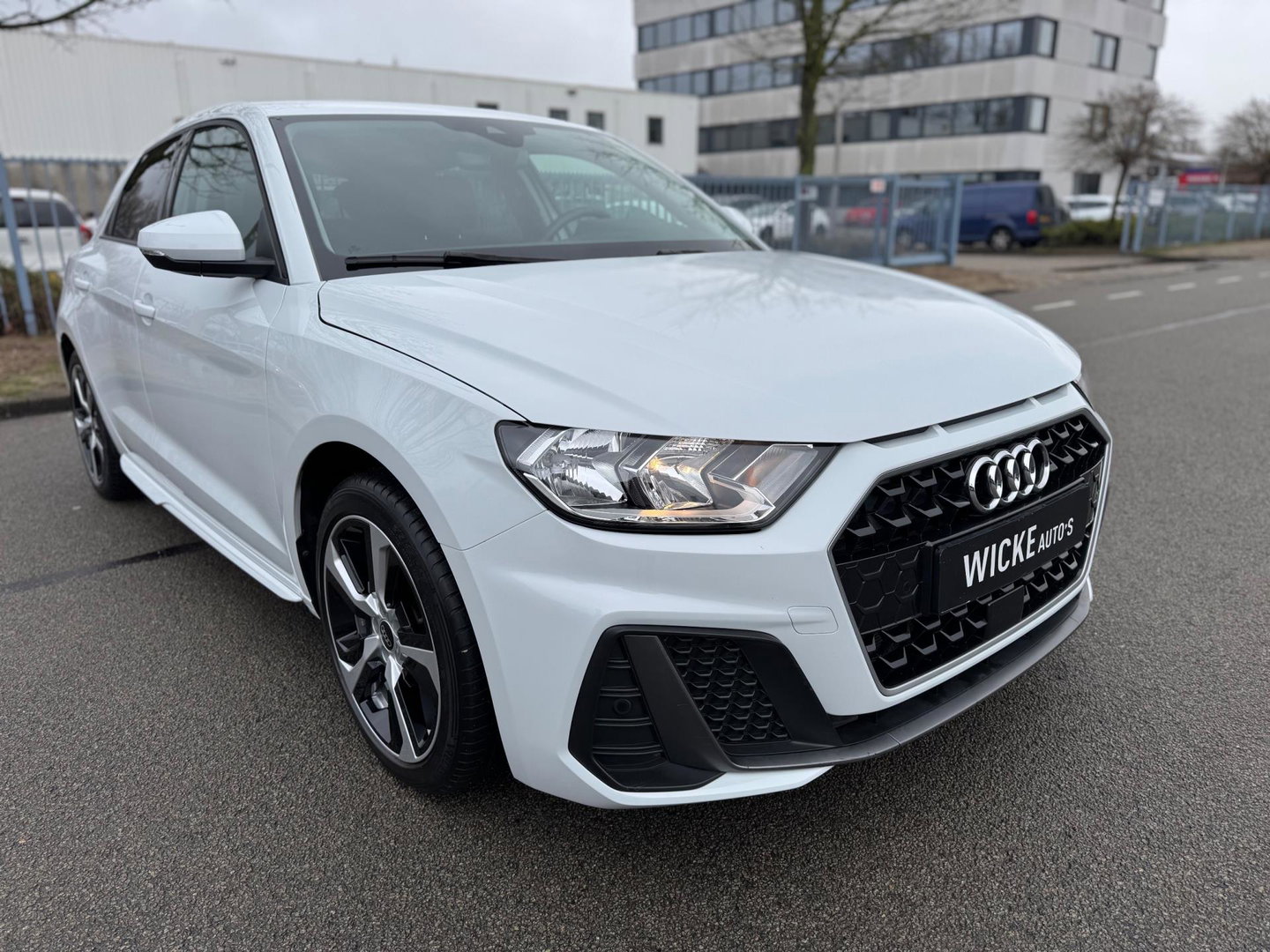 Audi A1 SPORTBACK 30 TFSI S Line S Tronic Navi PDC Virtual Stoelv.