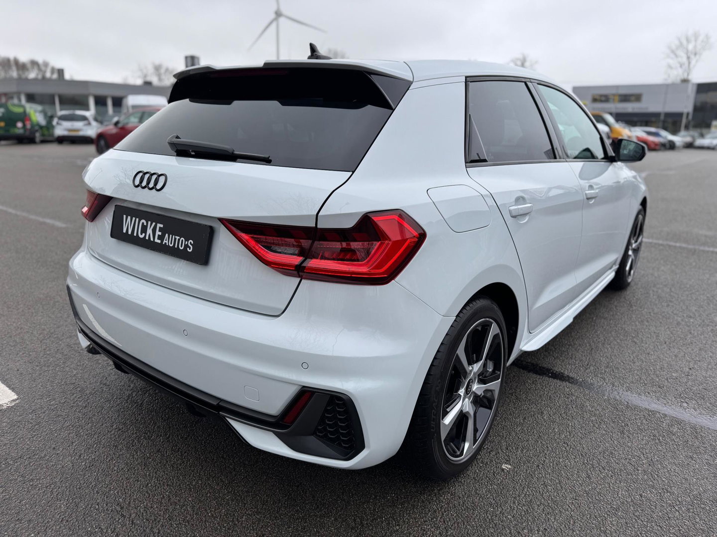 Audi A1 SPORTBACK 30 TFSI S Line S Tronic Navi PDC Virtual Stoelv.