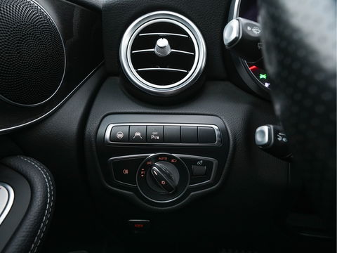 Mercedes-Benz GLC 350e 4MATIC Premium Plus Plug-in Aut. *LEATHER | FULL-LED | BLIND-SPOT | HEATED-SPORTSEATS | CAMERA | KEYLESS | AIR-SUSPENSION | ADAPTIVE-CRUISE | PRIVACY-GLASS | NAVI-FULLMAP | 20''ALU*