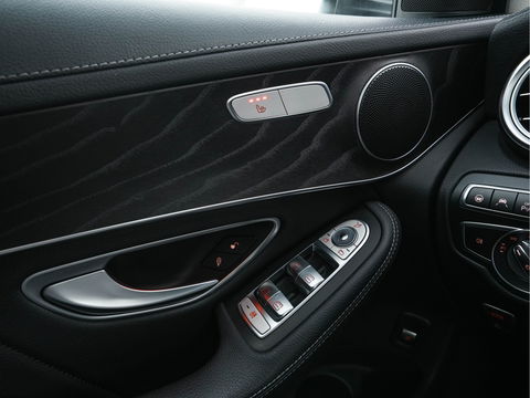 Mercedes-Benz GLC 350e 4MATIC Premium Plus Plug-in Aut. *LEATHER | FULL-LED | BLIND-SPOT | HEATED-SPORTSEATS | CAMERA | KEYLESS | AIR-SUSPENSION | ADAPTIVE-CRUISE | PRIVACY-GLASS | NAVI-FULLMAP | 20''ALU*