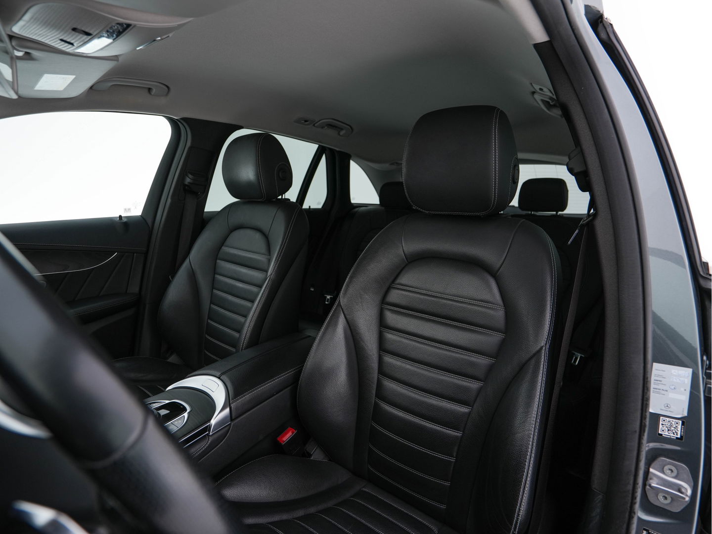 Mercedes-Benz GLC 350e 4MATIC Premium Plus Plug-in Aut. *LEATHER | FULL-LED | BLIND-SPOT | HEATED-SPORTSEATS | CAMERA | KEYLESS | AIR-SUSPENSION | ADAPTIVE-CRUISE | PRIVACY-GLASS | NAVI-FULLMAP | 20''ALU*