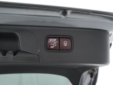 Mercedes-Benz GLC 350e 4MATIC Premium Plus Plug-in Aut. *LEATHER | FULL-LED | BLIND-SPOT | HEATED-SPORTSEATS | CAMERA | KEYLESS | AIR-SUSPENSION | ADAPTIVE-CRUISE | PRIVACY-GLASS | NAVI-FULLMAP | 20''ALU*