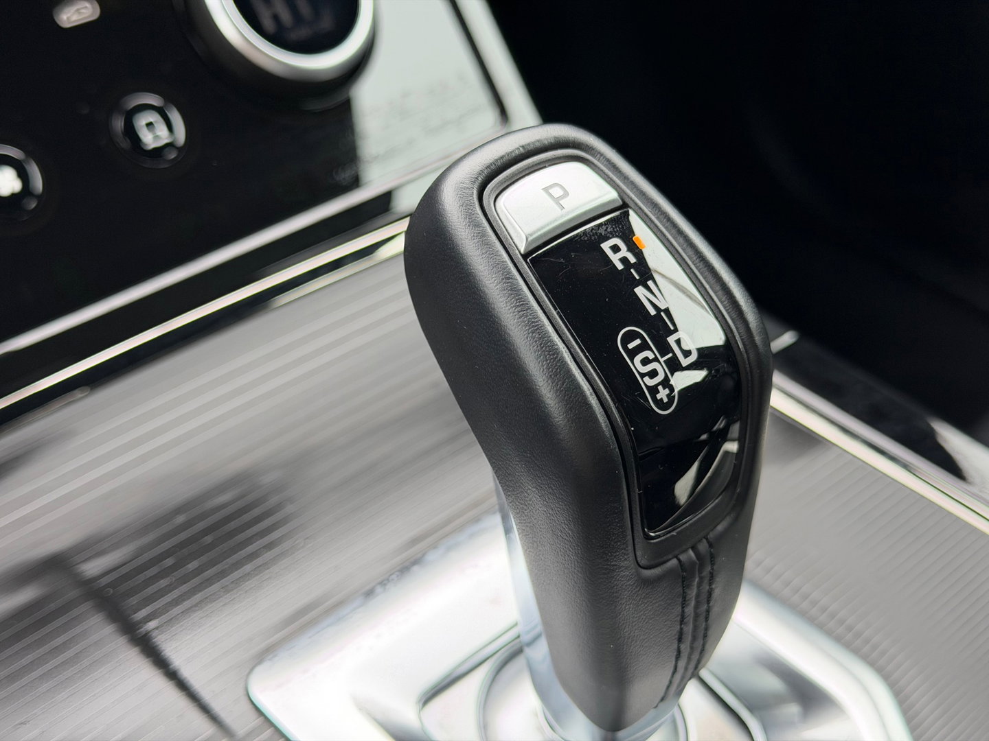 Land Rover Range Rover Evoque 2.0 P200 AWD R-Dynamic