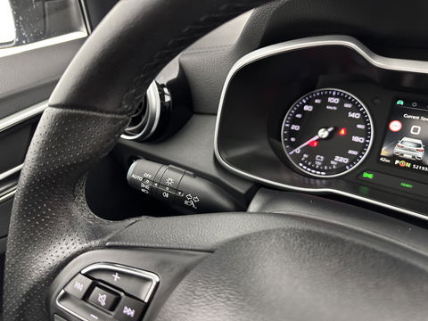 MG ZS EV Luxury 45 kWh INCL-BTW) Aut. *PANO | LEATHER | CCS-FASTLOADER | KEYLESS | NAVI-FULLMAP | ADAPTIVE-CRUISE | CAMERA | HEATED-SPORTSEATS | CARPLAY | BLINDSPOT | DAB | LANE-ASSIST | 17''ALU*