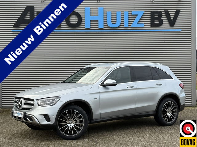 Mercedes-Benz GLC - 300e 4MATIC Advantage Carplay Stoelverwarming Achteruitrijcamera LED 20 inch