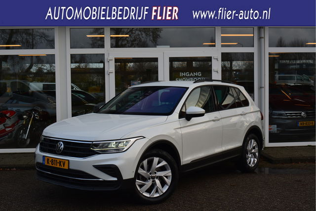 Volkswagen Tiguan - 1.5 TSI Life ✅ Adaptive ✅ CarPlay ✅ Trekhaak ✅ PDC V+A ✅ Clima ✅ Orig. NL ✅