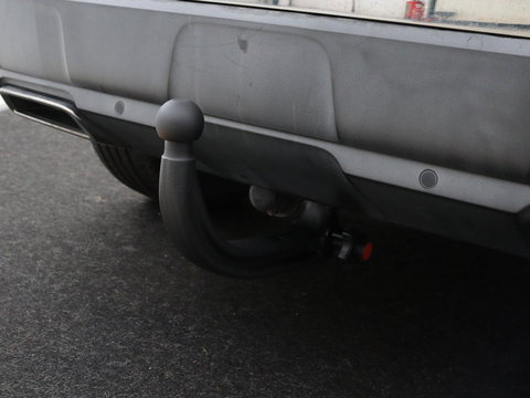 Peugeot 3008 1.6 e-THP Allure | Panoramadak | Trekhaak | Stoelverwarming | Adaptive cruise | FOCAL Sound | 360 Camera | Half leder | Keyless | Full LED | Massage | Navigatie