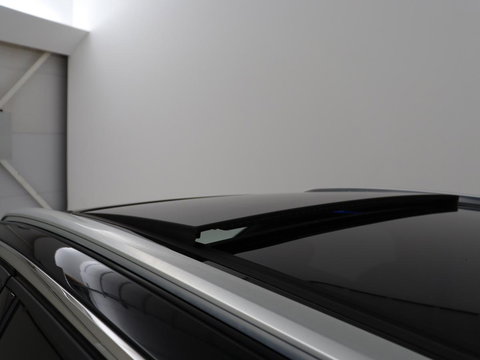 Peugeot 3008 1.6 e-THP Allure | Panoramadak | Trekhaak | Stoelverwarming | Adaptive cruise | FOCAL Sound | 360 Camera | Half leder | Keyless | Full LED | Massage | Navigatie