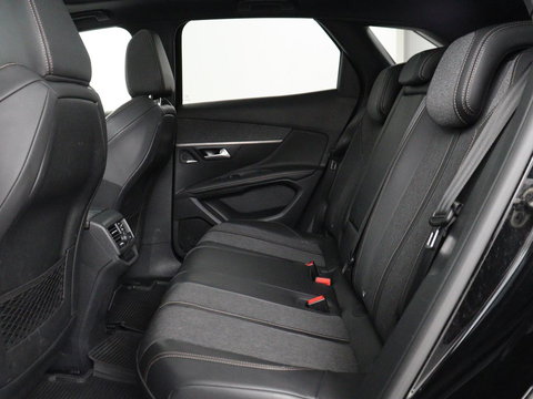 Peugeot 3008 1.6 e-THP Allure | Panoramadak | Trekhaak | Stoelverwarming | Adaptive cruise | FOCAL Sound | 360 Camera | Half leder | Keyless | Full LED | Massage | Navigatie