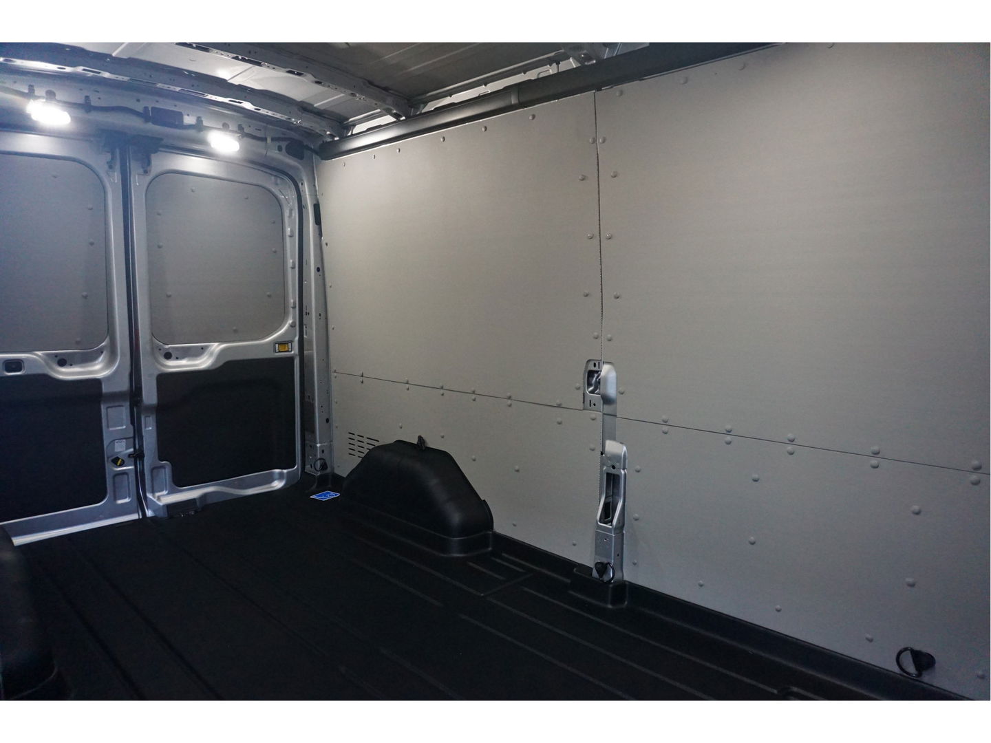 Ford Transit 350L 130PK L3H2 BPM VRIJ!! Sync4 Navi, 360 Camera, LM Velg, Trekhaak!! NR. A100