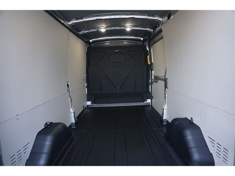 Ford Transit 350L 130PK L3H2 BPM VRIJ!! Sync4 Navi, 360 Camera, LM Velg, Trekhaak!! NR. A102