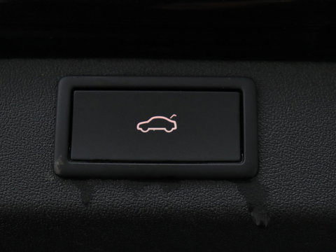 Škoda Enyaq iV 80 Sportline | SOH 94% | Panoramadak | Stoelverwarming | Memory | Adaptive cruise | Leder/Alcantara | Camera | Carplay | Keyless | DAB | Navigatie | Matrix LED