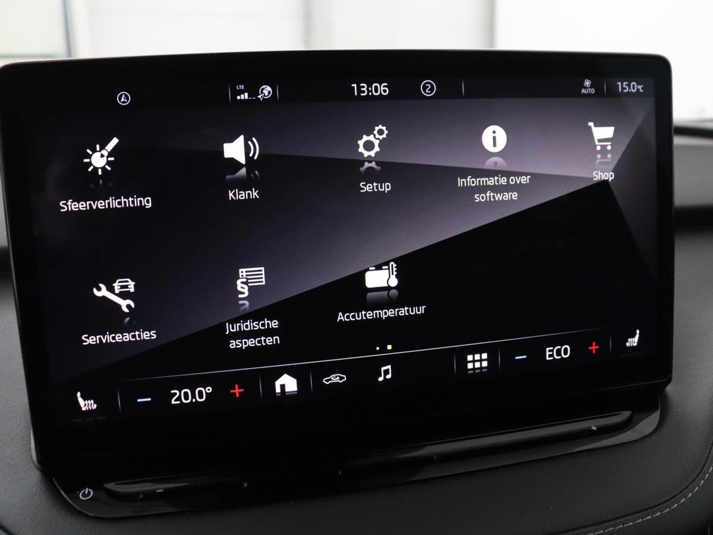 Škoda Enyaq iV 80 Sportline | SOH 94% | Panoramadak | Stoelverwarming | Memory | Adaptive cruise | Leder/Alcantara | Camera | Carplay | Keyless | DAB | Navigatie | Matrix LED