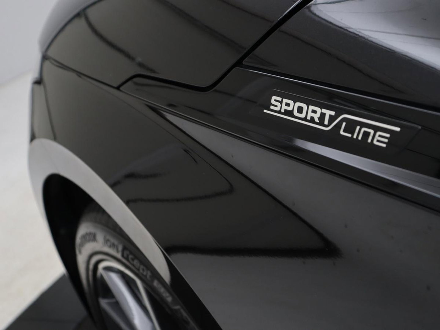 Škoda Enyaq iV 80 Sportline | SOH 94% | Panoramadak | Stoelverwarming | Memory | Adaptive cruise | Leder/Alcantara | Camera | Carplay | Keyless | DAB | Navigatie | Matrix LED