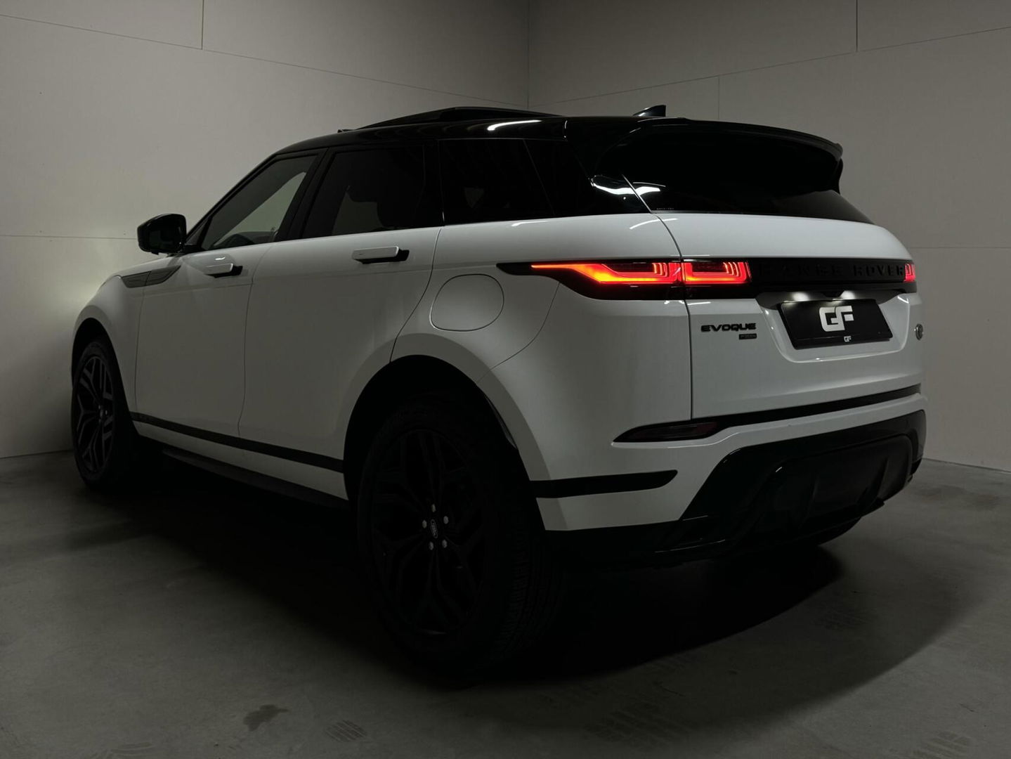Land Rover Range Rover Evoque 1.5 P300e AWD R-Dynamic Pano HUD 360° CarPlay
