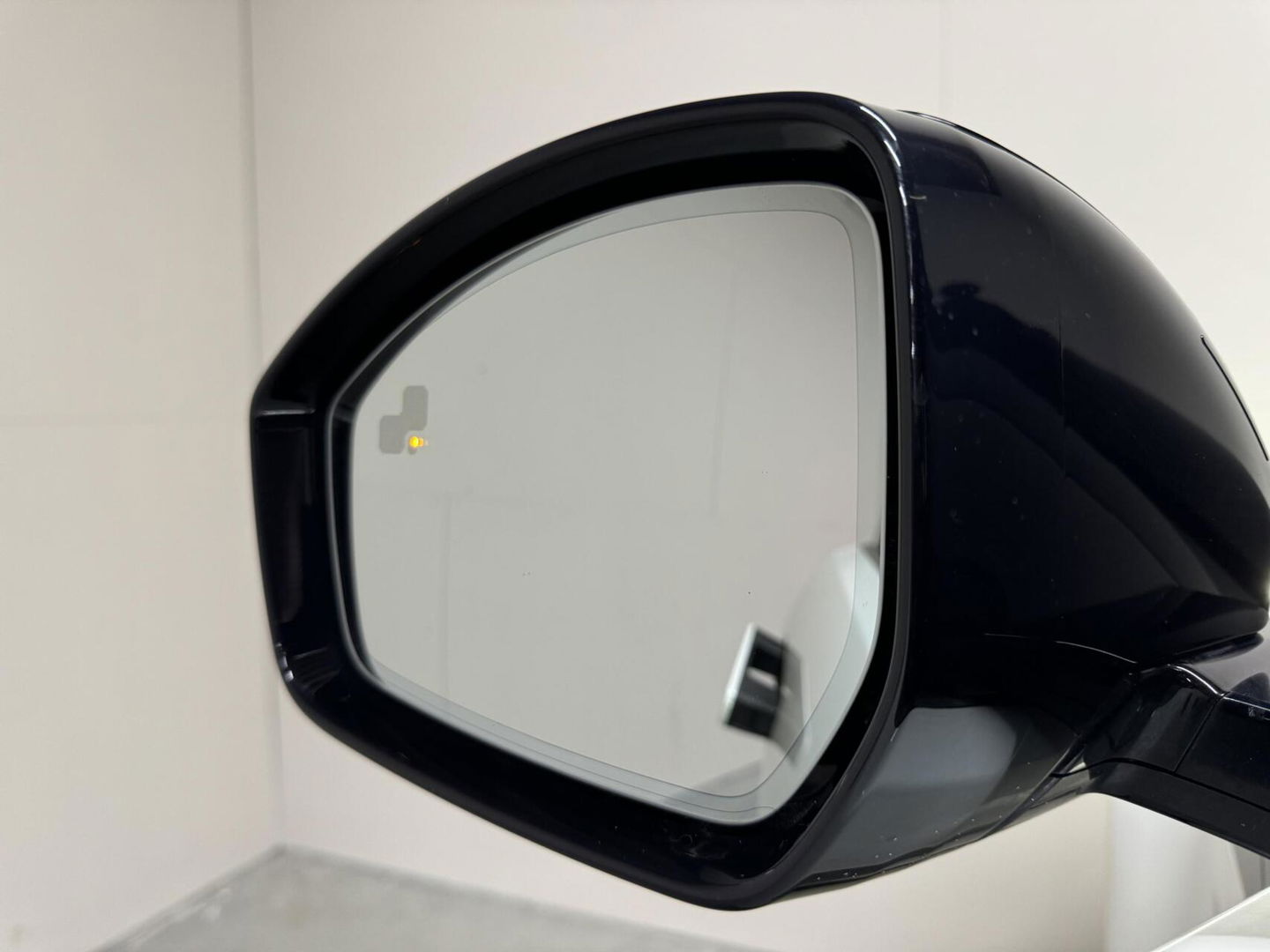 Land Rover Range Rover Evoque 1.5 P300e AWD R-Dynamic Pano HUD 360° CarPlay