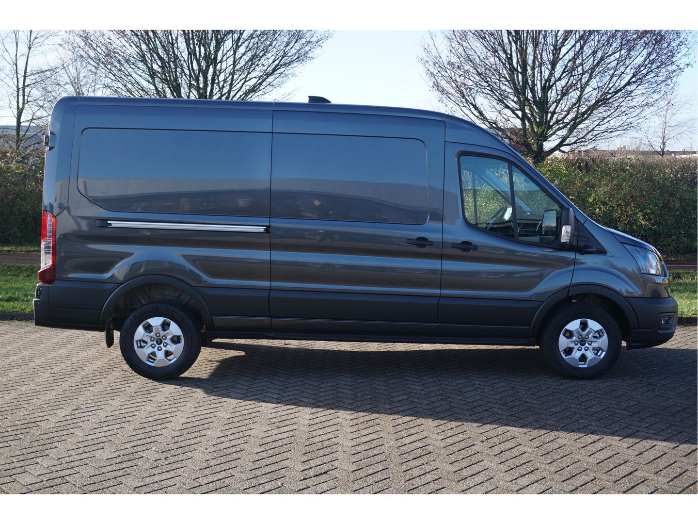 Ford Transit 350L 130PK AUT L3H2 BPM VRIJ!! Sync4 Navi, 360 Camera, LM Velg, Trekhaak!! NR. A59