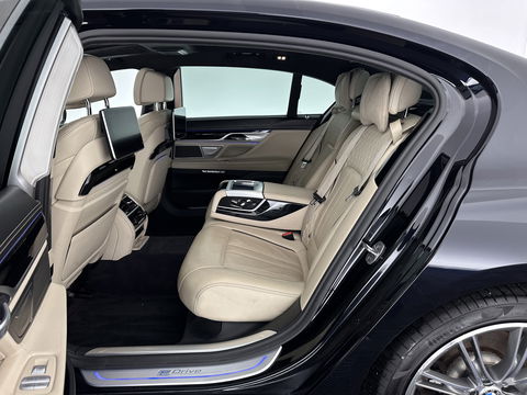 BMW 7 Serie 740Le xDrive iPerformance High Executive *PANO | HEAD-UP | ADAPTIVE-CRUISE | FULL-LED | MASSAGE | LEATHER | HARMAN/KARDON | MEMORY-PACK | BLIS | TOP-VIEW | ENTERTAINMENT | DAB+ | KE