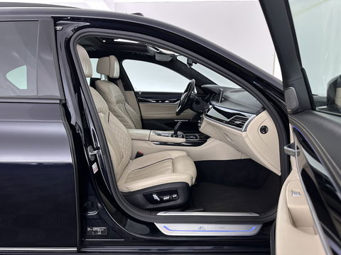 BMW 7 Serie 740Le xDrive iPerformance High Executive *PANO | HEAD-UP | ADAPTIVE-CRUISE | FULL-LED | MASSAGE | LEATHER | HARMAN/KARDON | MEMORY-PACK | BLIS | TOP-VIEW | ENTERTAINMENT | DAB+ | KE