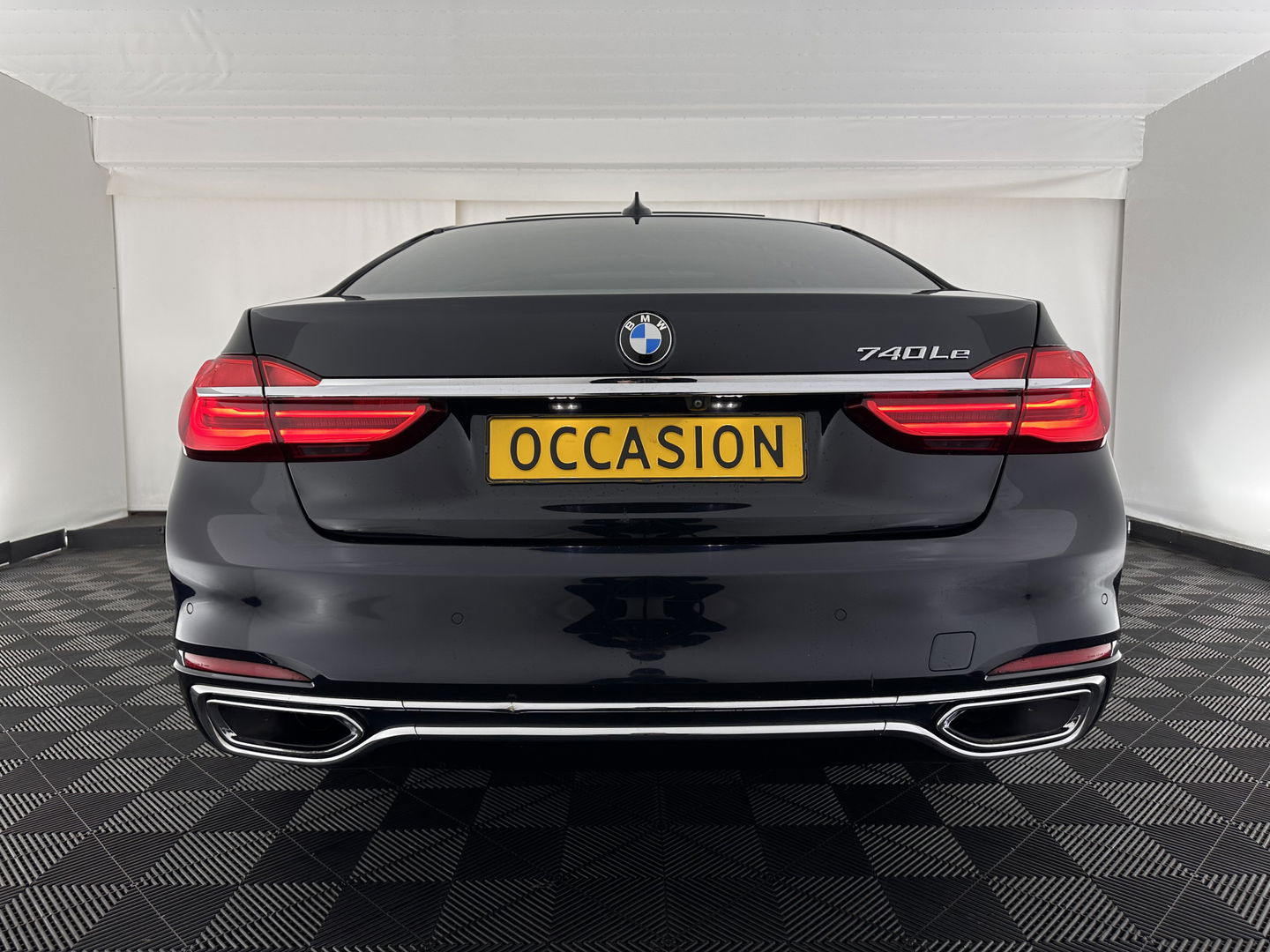 BMW 7 Serie 740Le xDrive iPerformance High Executive *PANO | HEAD-UP | ADAPTIVE-CRUISE | FULL-LED | MASSAGE | LEATHER | HARMAN/KARDON | MEMORY-PACK | BLIS | TOP-VIEW | ENTERTAINMENT | DAB+ | KE