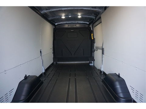 Ford Transit 350L L3H2 Trend AUT-10 RWD 165PK BPM VRIJ 3.5T Trekhaak, Navi, Adap. Cruise, 360° Cam!! NR. A273