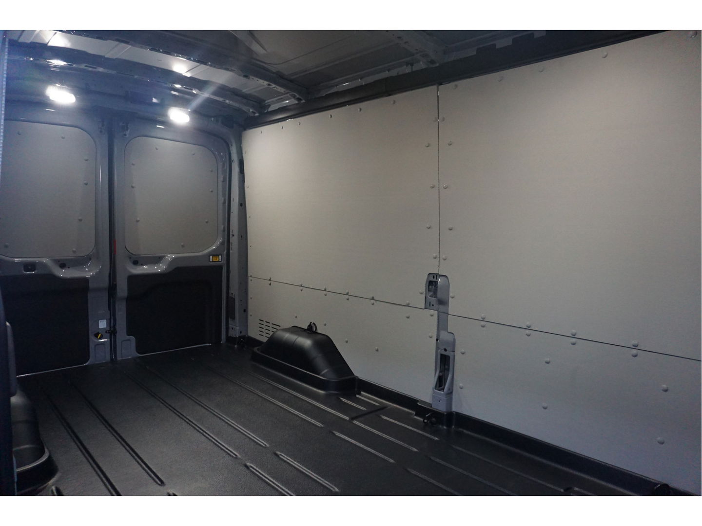 Ford Transit 350L L3H2 Trend AUT-10 RWD 165PK BPM VRIJ 3.5T Trekhaak, Navi, Adap. Cruise, 360° Cam!! NR. A273