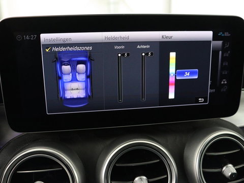 Mercedes-Benz C-Klasse 300e AMG Limited | SOH 91% | Panoramadak | 360 Camera | Stoelverwarming | Trekhaak | Carplay | Leder/Alcantara | Sfeerverlichting | Navigatie | Cruise control | Park Assist |