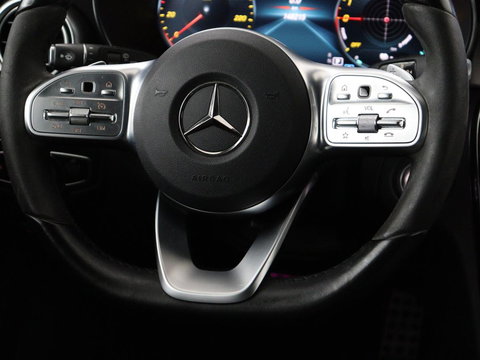 Mercedes-Benz C-Klasse 300e AMG Limited | SOH 91% | Panoramadak | 360 Camera | Stoelverwarming | Trekhaak | Carplay | Leder/Alcantara | Sfeerverlichting | Navigatie | Cruise control | Park Assist |