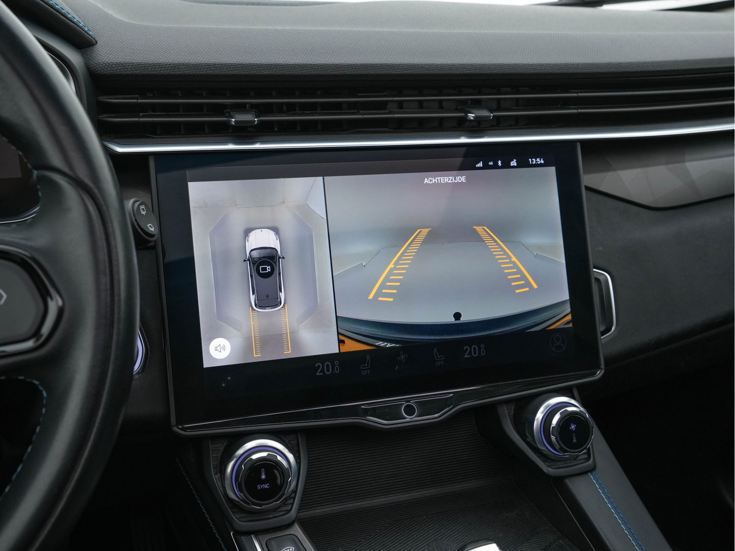 Lynk & Co 01 1.5 (Plug-In) (INCL-BTW) Aut. *PANO | FULL-LED | ADAPTIVE-CRUISE | MICROFIBRE | BLIND-SPOT | MEMORY-PACK | DIGI-COCKPIT | HEATED-SPORTSEATS | TOPVIEW | KEYLESS | DAB+ | NAVI-FULLMAP |  ECC | AMBIENT-LIGHT