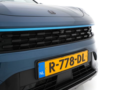 Lynk & Co 01 1.5 (Plug-In) (INCL-BTW) Aut. *PANO | FULL-LED | ADAPTIVE-CRUISE | MICROFIBRE | BLIND-SPOT | MEMORY-PACK | DIGI-COCKPIT | HEATED-SPORTSEATS | TOPVIEW | KEYLESS | DAB+ | NAVI-FULLMAP |  ECC | AMBIENT-LIGHT