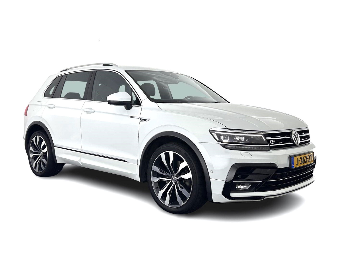 Volkswagen Tiguan 2.0 TSI 4Motion Highline Aut. *ADAPTIVE-CRUISE | FULL-LED | NAVI-FULLMAP | HEATED-COMFORTSEATS | CAMERA | NAVI-FULLMAP | SHIFT-PADDLES | PRIVACY-GLASS | ECC | PDC | 20''ALU*