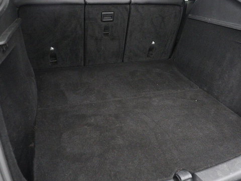 Tesla Model Y Long Range AWD 75 kWh | SOH 94% | Panoramadak | Autopilot | Stoelverwarming | Leder | 360 Camera | Achterbankverwarming | Keyless | Navigatie | Full LED