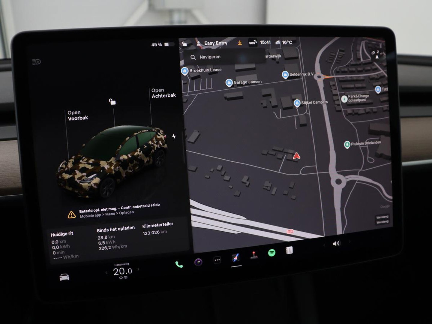 Tesla Model Y Long Range AWD 75 kWh | SOH 94% | Panoramadak | Autopilot | Stoelverwarming | Leder | 360 Camera | Achterbankverwarming | Keyless | Navigatie | Full LED