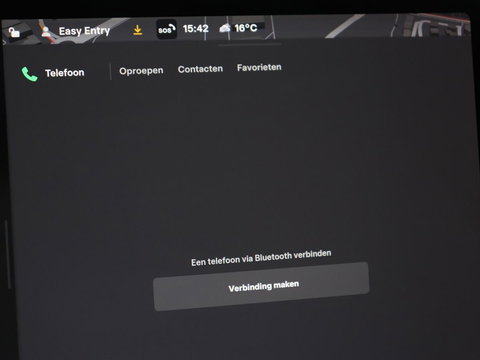Tesla Model Y Long Range AWD 75 kWh | SOH 94% | Panoramadak | Autopilot | Stoelverwarming | Leder | 360 Camera | Achterbankverwarming | Keyless | Navigatie | Full LED