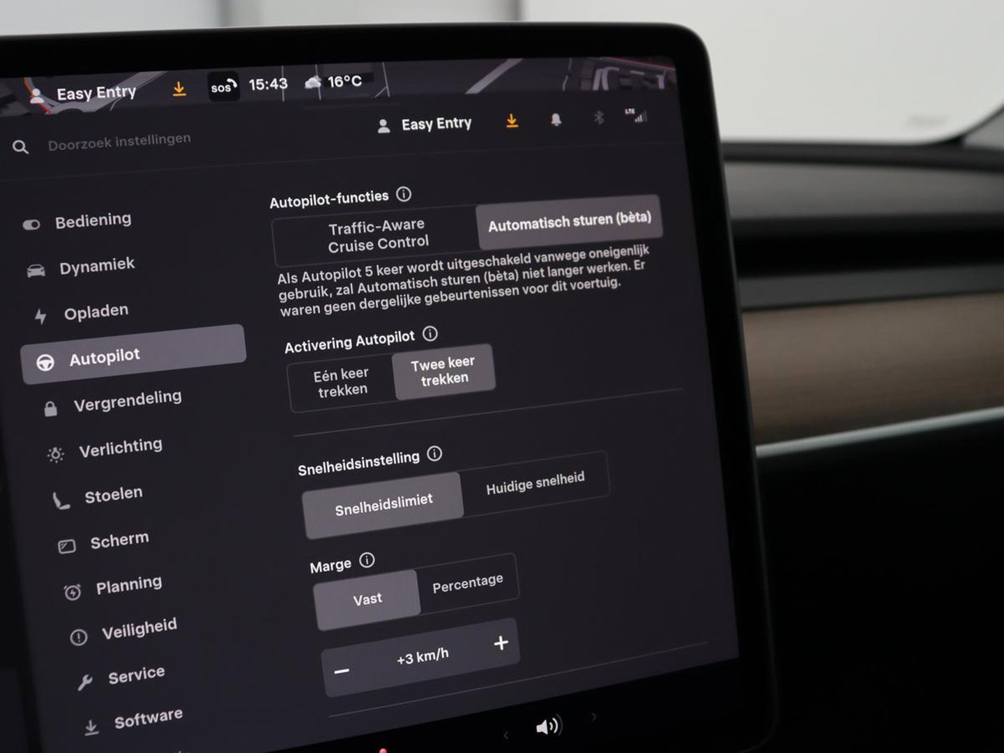 Tesla Model Y Long Range AWD 75 kWh | SOH 94% | Panoramadak | Autopilot | Stoelverwarming | Leder | 360 Camera | Achterbankverwarming | Keyless | Navigatie | Full LED