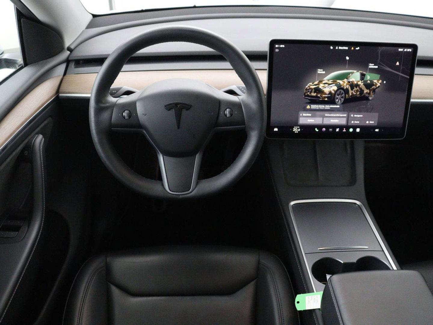 Tesla Model Y Long Range AWD 75 kWh | SOH 94% | Panoramadak | Autopilot | Stoelverwarming | Leder | 360 Camera | Achterbankverwarming | Keyless | Navigatie | Full LED