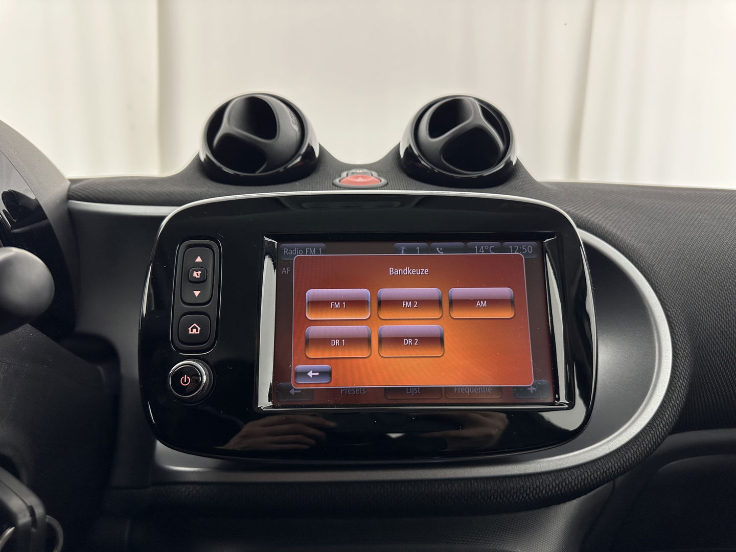 Smart Forfour EQ Business Solution 18 kWh [ 3-Fase ] (INCL.BTW) Aut. *NAVI-FULLMAP | LEATHER | ECC | CRUISE | HEATED-COMFORT-SEATS | 15"ALU*