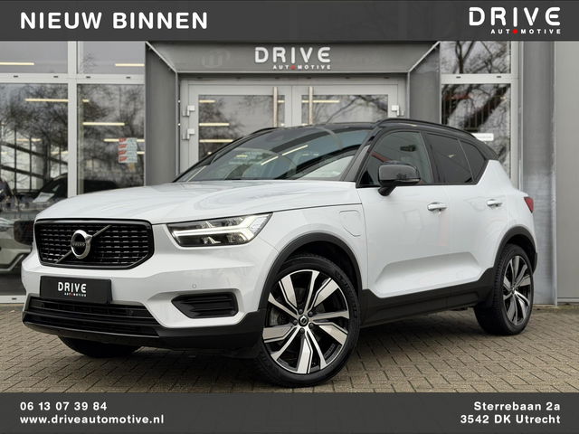 Volvo XC40 - 1.5 T4 Recharge R-Design |Stoel/Stuur verw|Trekhaak|Cam|20"
