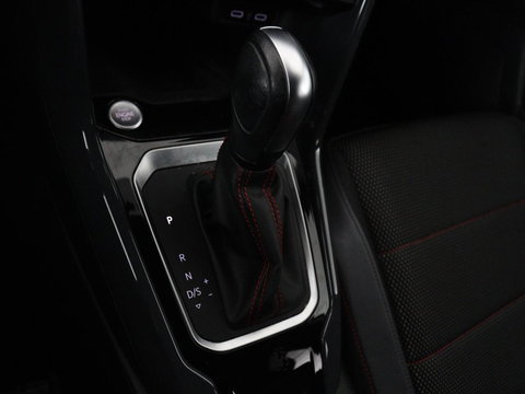 Volkswagen T-Roc 1.5 TSI Sport | Panoramadak | Adaptive cruise | Keyless | Carplay | Navigatie | Full LED | Virtual Cockpit | Climate control | Parkeerhulp | Bluetooth