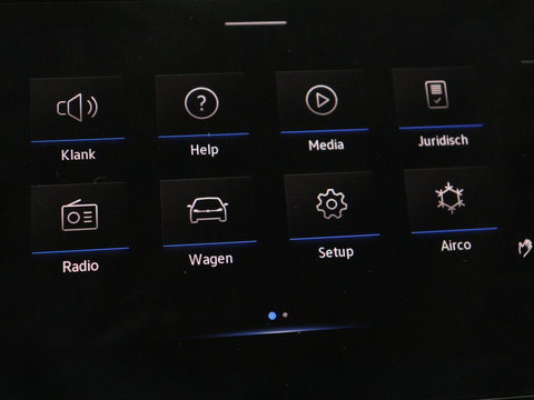 Volkswagen T-Roc 1.5 TSI Sport | Panoramadak | Adaptive cruise | Keyless | Carplay | Navigatie | Full LED | Virtual Cockpit | Climate control | Parkeerhulp | Bluetooth